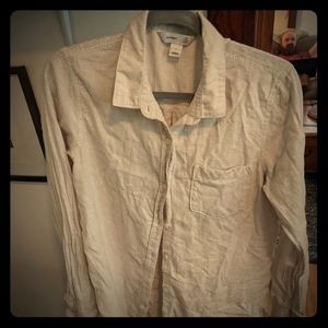 Soft, tunic button up shirt.